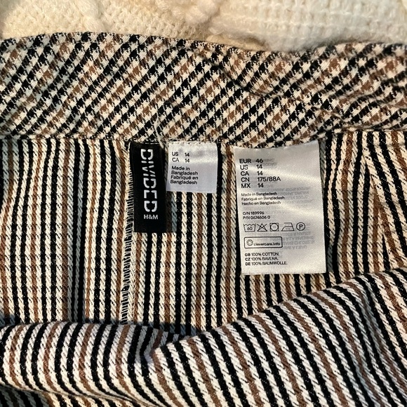 H&M Wrap Skirt - Picture 3 of 3